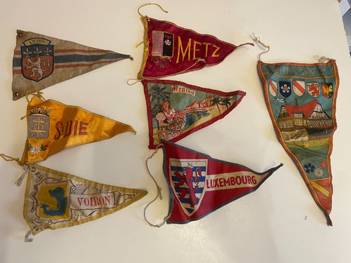 🐈‍⬛7 anciens drapeaux