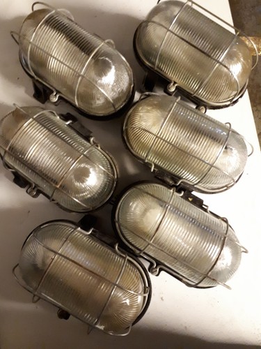 Lot lampes hublot bakélite - 11,