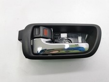 Toyota Corolla Verso AR10 2006 Poignée intérieure de porte arrière AMD70212