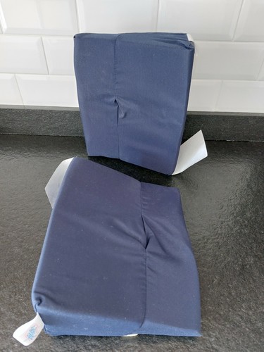 Coussins triangulaire en - 2,