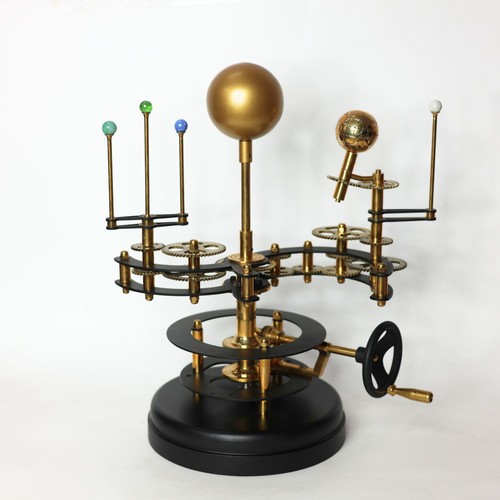 Modèle planétarium - de,