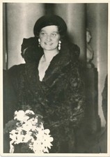 Argentique Reine Astrid