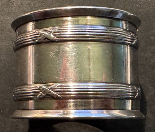 Rond serviette argent minerve