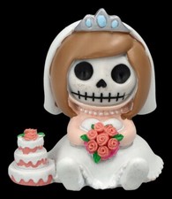 Mme. Furrybones Mariée