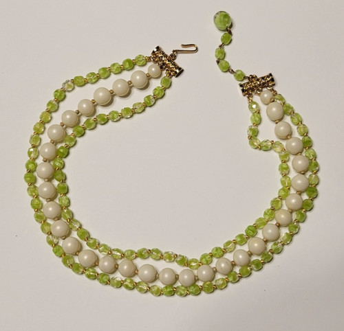 Collier triple rangée - triple, en