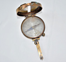 OLD BRASS COMPASS NAVY MILITARIA 19TH CENTURY BRAND SEIGNE? DIAMETER 8 CM