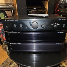 Cambridge Audio C500 Pre-amplifier and 2 x P500 Power Amplifiers