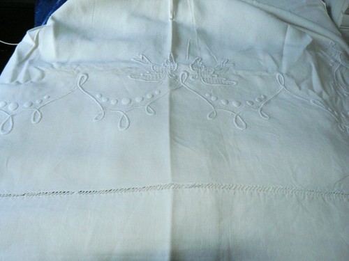 Ancien drap mariage colombes - ancien,