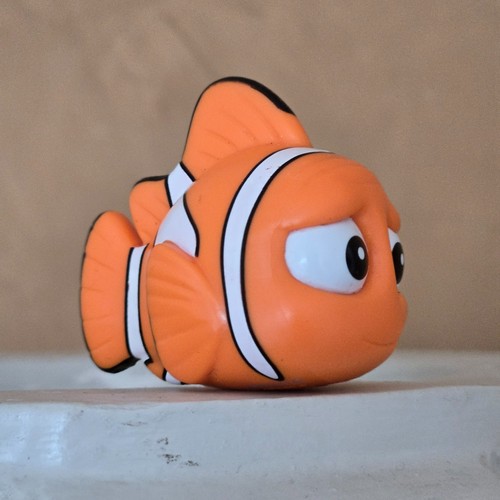 Figurine disney pixar monde - le,