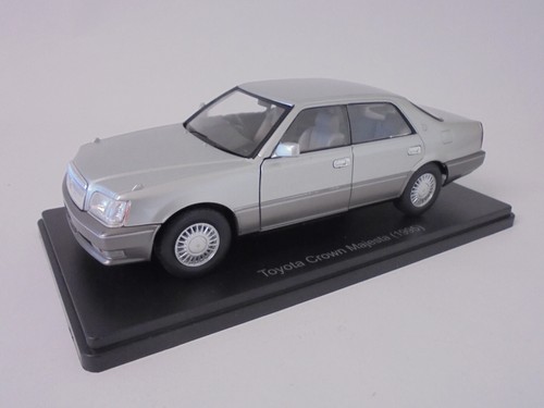 Toyota crown majesta 1995 - toyota,