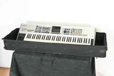 Roland Fantom-X7 76-Key Keyboard Workstation with Gator Case CG01JZ2