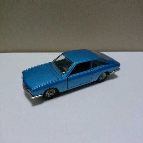 Politoys isuzu 117 coupe - politoys,