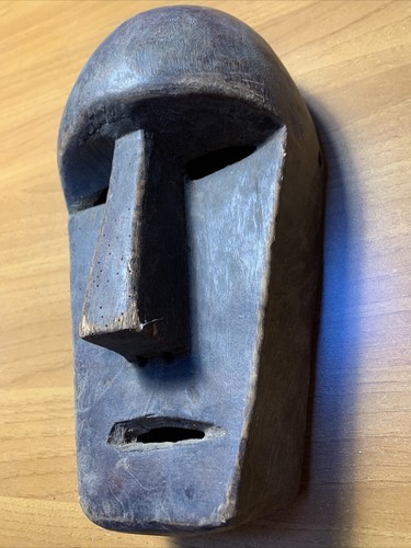 Rare masque hunde maniema - du,