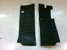 JOHN DEERE 415 425 445 455 FOOTREST MATS PADS M116147 LEFT M116146 RIGHT  A2A