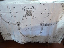 Linge ancien Nappe  brodée