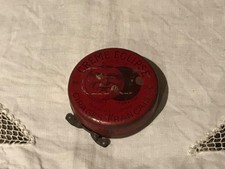 Ancienne boîte en métal