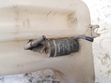 Iveco Daily 2002 Windshield Windscreen Washer Pump 504015670, Genu #1337715-07