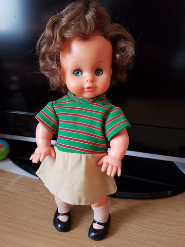 Poupée bella rare - 30,