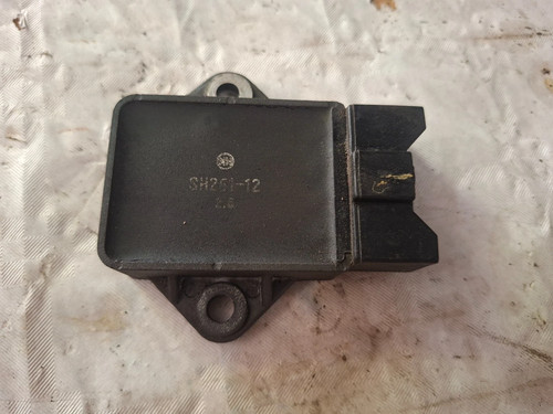 Regulateur honda 750 - regulateur,