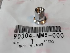 Ecrou d'échappement HONDA