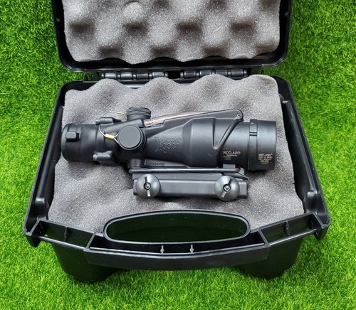 Trijicon 4x32 acog scope - acog,