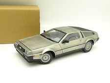 Sun Star 1/18 - DeLorean DMC 12 1981