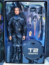 Sideshow Collectibles Terminator 2 T-800 1/6 Scale Action Figure