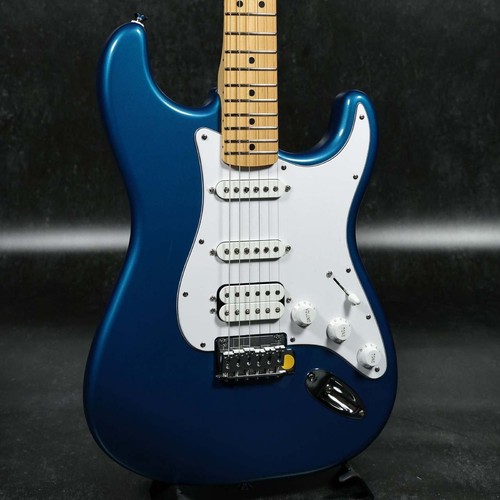 Fender standard stratocaster - fender,