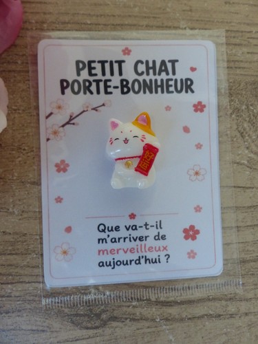 Mini chat porte‑bonheur