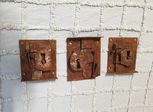 Lot serrures tiroir meuble - ,