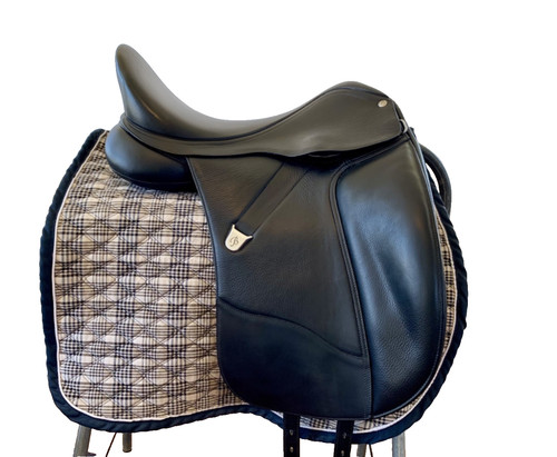 Bates dressage saddle - bates, with
