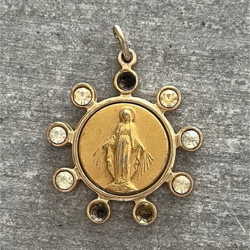 Médaille chrétienne métal