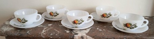 Tasses soucoupes à café - 5, et