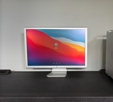 Apple 30 Cinema HD Display