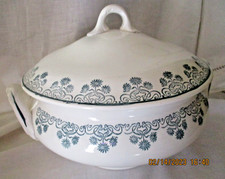 ANCIENNE SOUPIERE TERRE DE FER