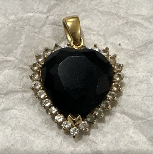 Pendentif cœur onyx facetté