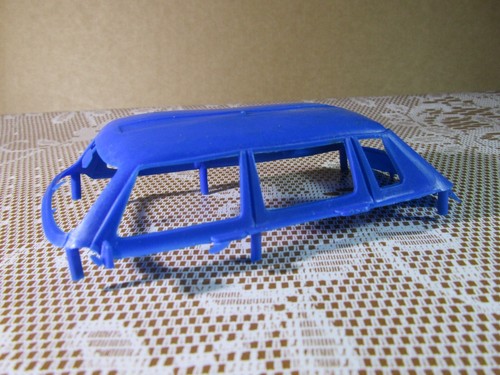 836x jouet ancien plastique - 836x,