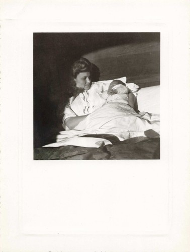 Ancienne photographie maman - ancienne, et