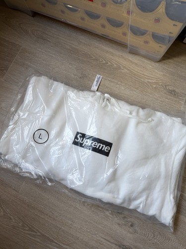 Supreme paris 10th anniversary - supreme,