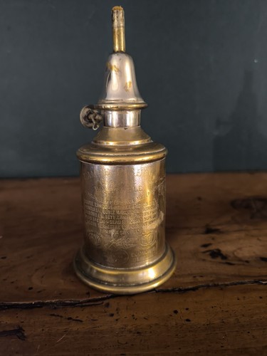 Ancienne lampe pigeon - ancienne,