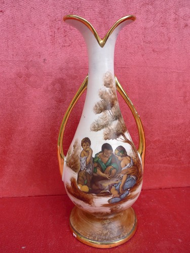 Belle vieux vase décoratif - vieux,