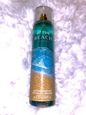 Fine bruine parfumée - AT THE