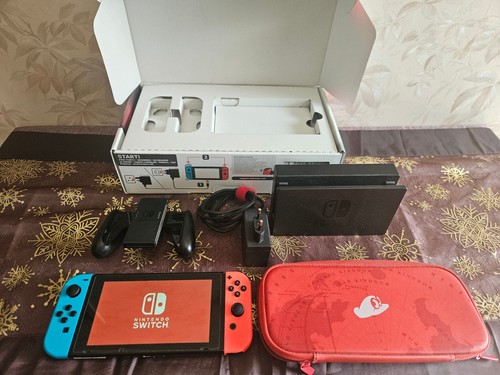Nintendo switch console - switch, go