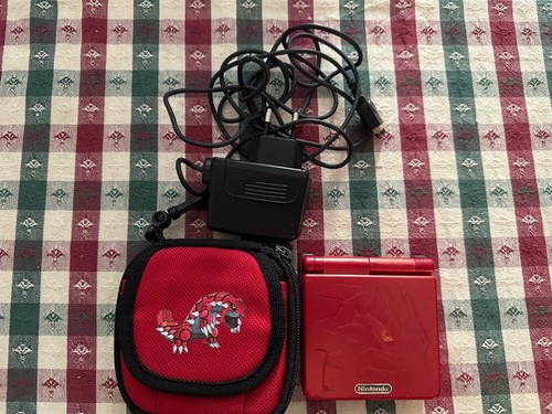 Authentic nintendo gameboy - nintendo,