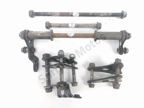 Support moteur suzuki 600 - dr,
