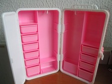 armoire de rangement pour