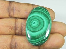 74Cts. Cabochon ovale en