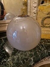 Globe En Verre Ancien Pour