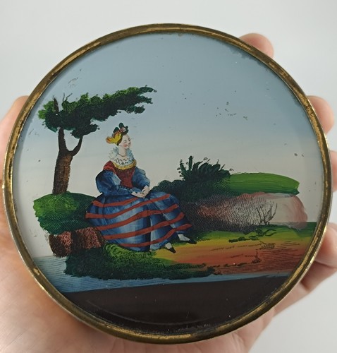 Boite fixe sous verre - sous, peint