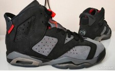 NIKE AIR JORDAN 6 Rétro PSG